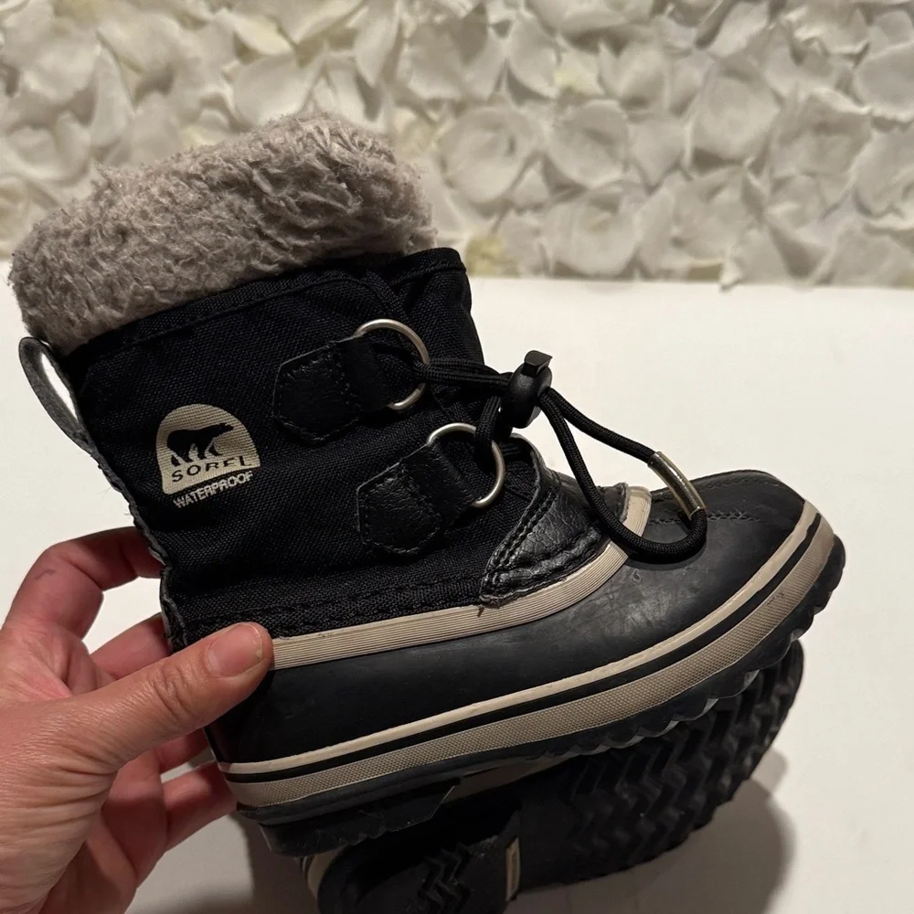 Sorel Black and Gray Waterproof Boots